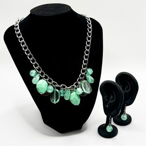 Elegant Silver and Green Necklace and Earring Set